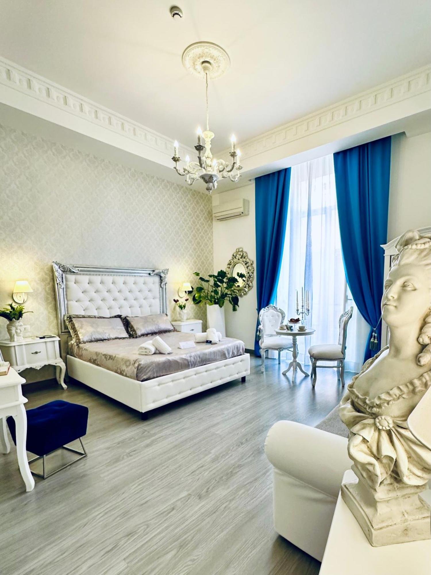 Palazzo Chiatamone Hotel Napels Buitenkant foto