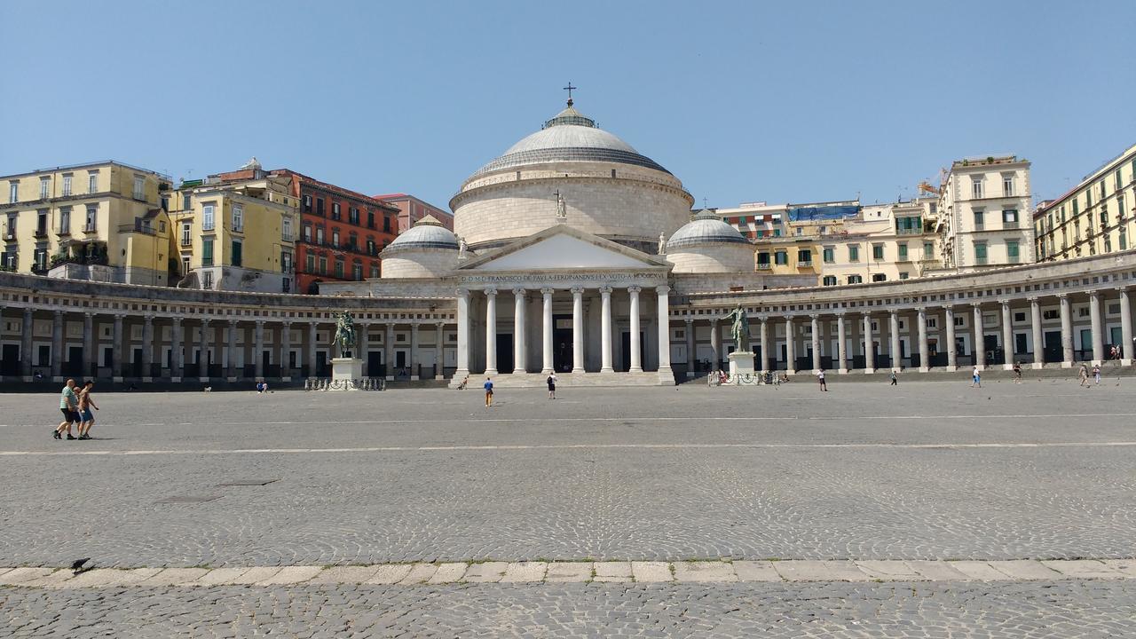 Palazzo Chiatamone Hotel Napels Buitenkant foto